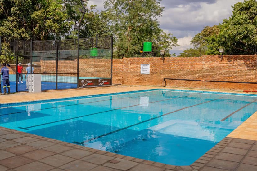 Swimming Pool image 2